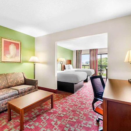 Quality Inn Selma - Smithfield Exteriör bild