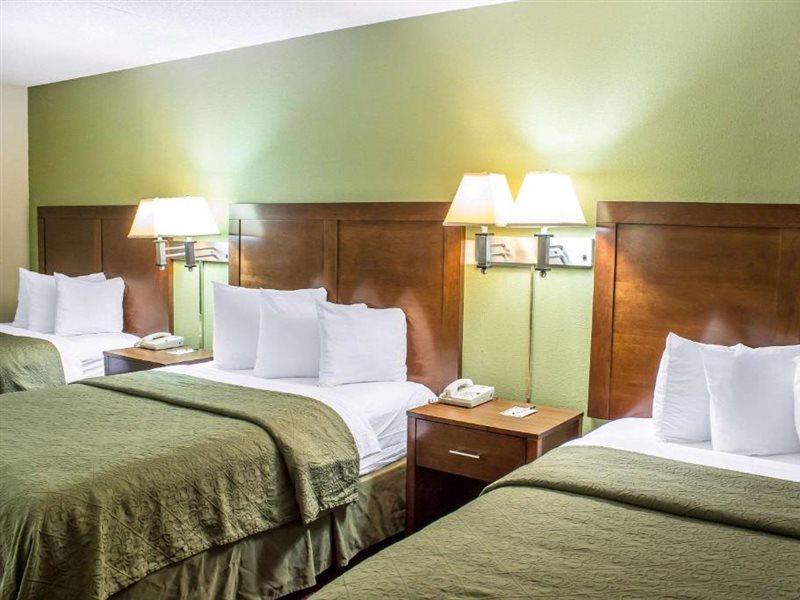 Quality Inn Selma - Smithfield Exteriör bild