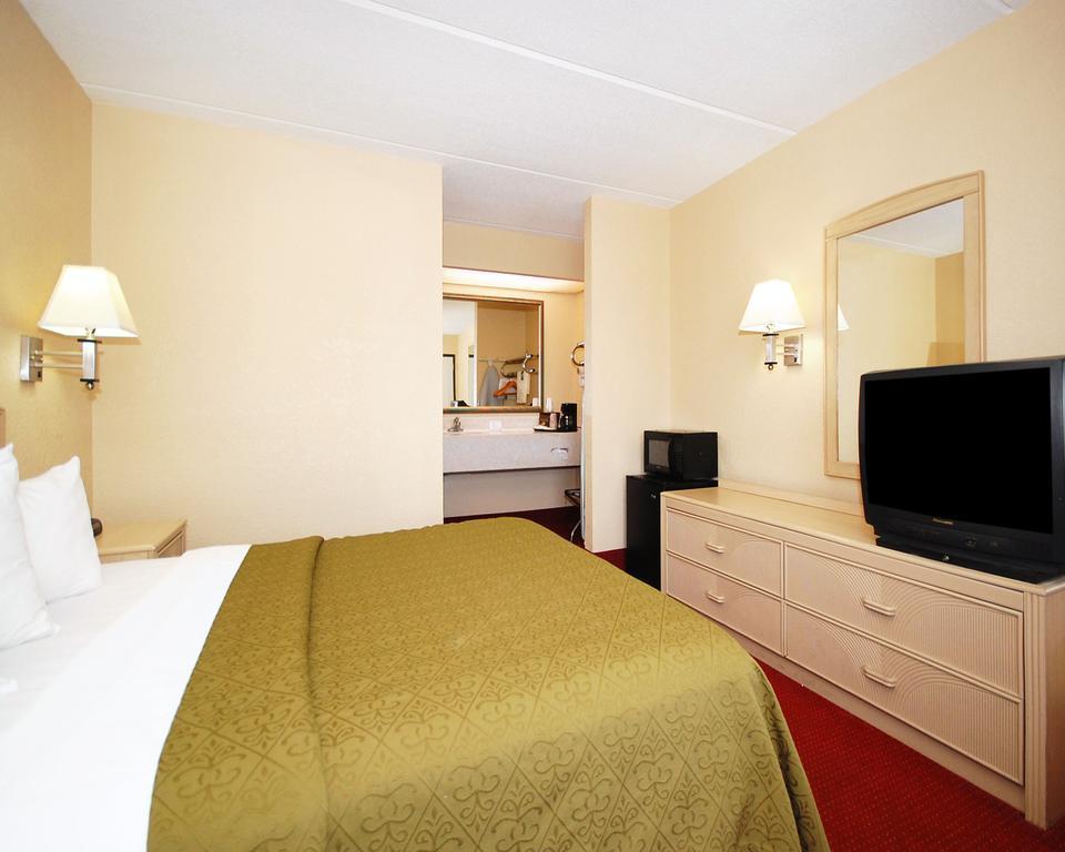Quality Inn Selma - Smithfield Exteriör bild
